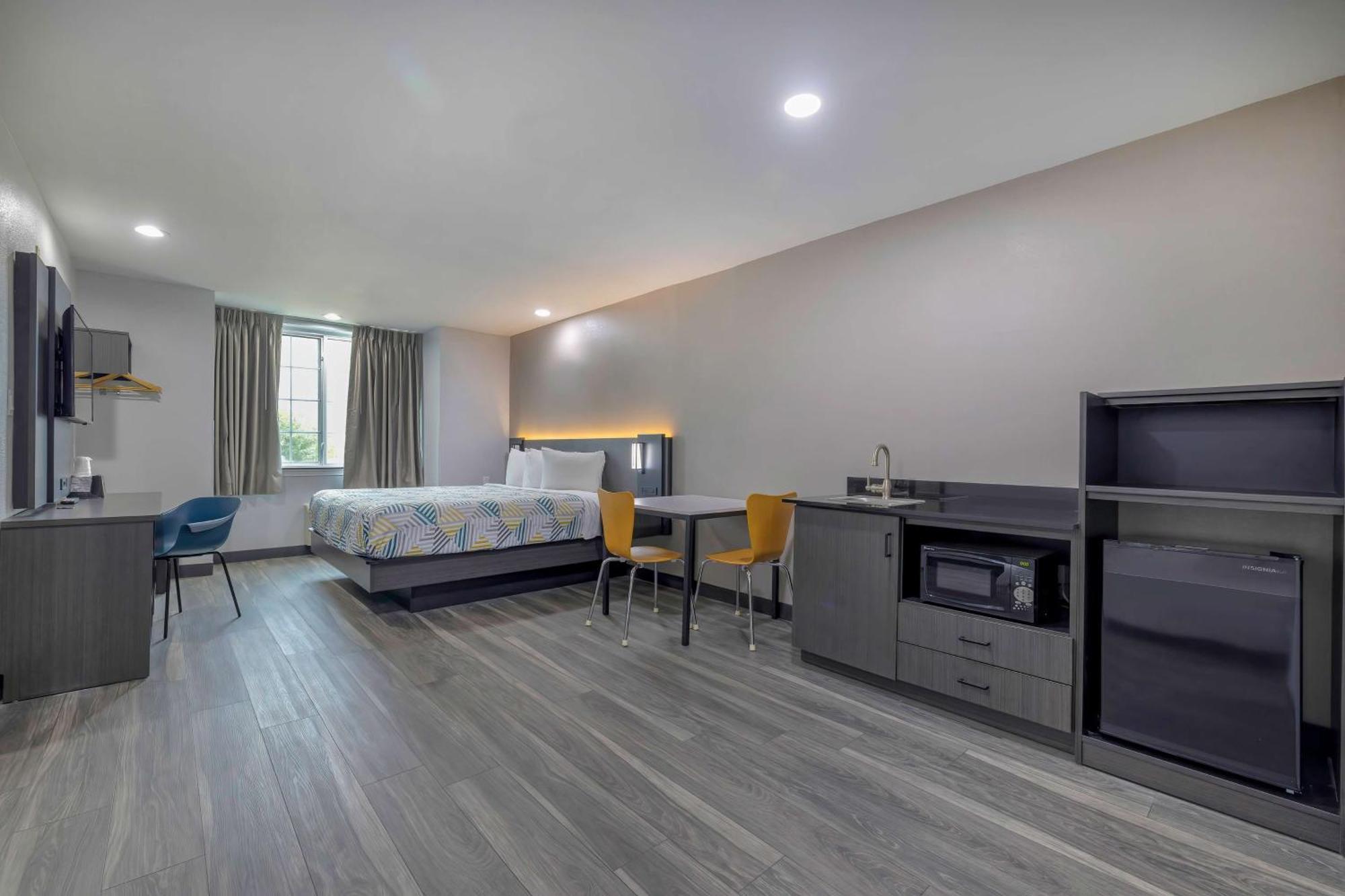 Motel 6-Fort Worth, Tx - Burleson Екстер'єр фото